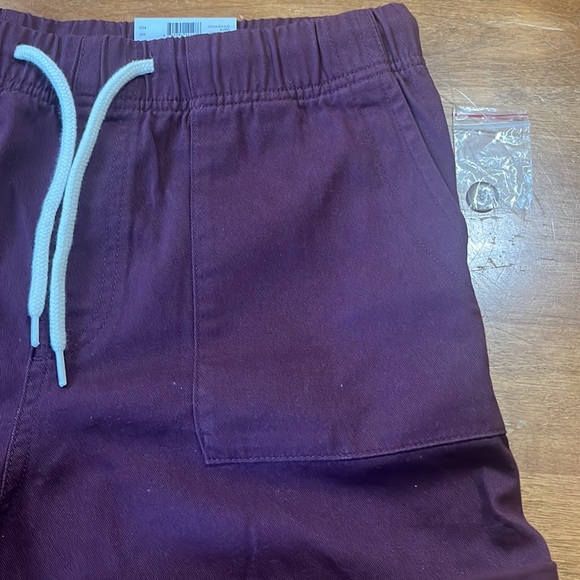 Mid Rise • Burgundy • Shorts - Picture 3 of 10